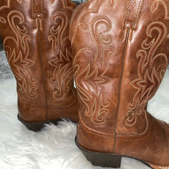 Ariat Square Toe Cowgirl boots - Picture 5 of 6